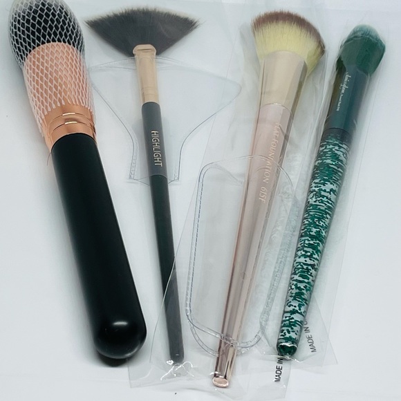 NWOT Lot of 4 Make-up Brushes, A Perfect 10, Shana B., FARAH, Slmissglam - Picture 10 of 10